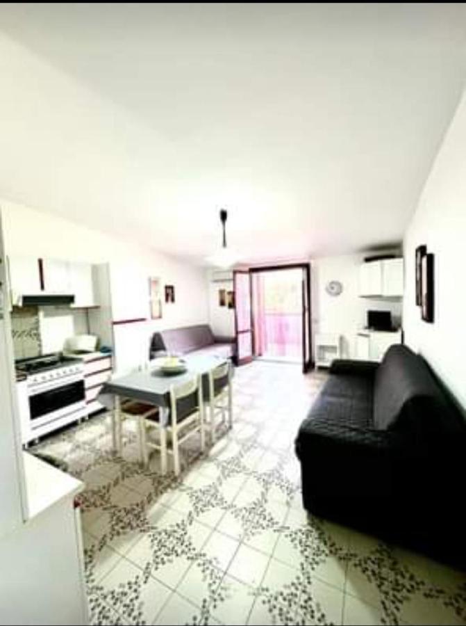 Casa Vacanze I Gabbiani Giardini Naxos Schiso Exterior foto